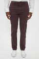 Pantalon chino bordeaux coupe fuselée