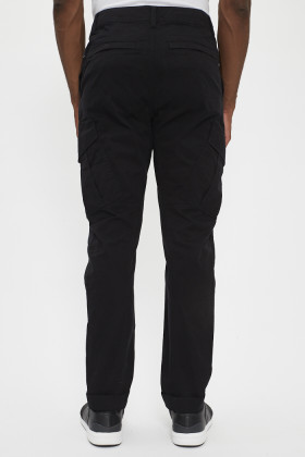 Pantalon cargo regular noir coupe droite