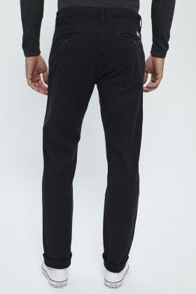 Pantalon chino noir