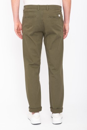 Pantalon chino kaki