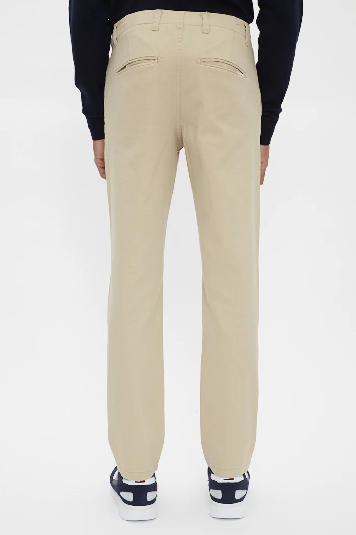 Pantalon chino rouge homme jack nd jones best sale