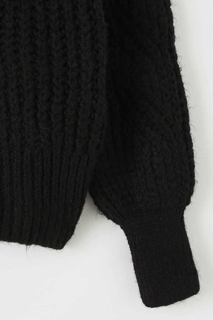Prix Style Confort et Chaleur , pour ce pull d'hiver en tricot !
