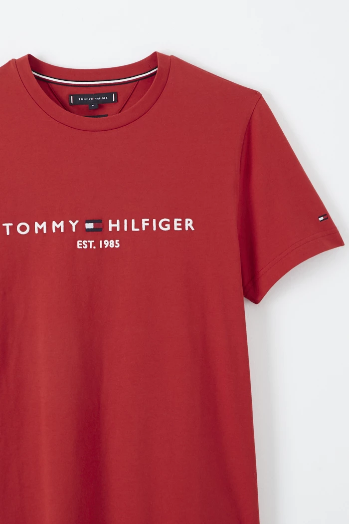 T Shirt rouge Tommy Hilfiger slim fit coton bio Destock Jeans